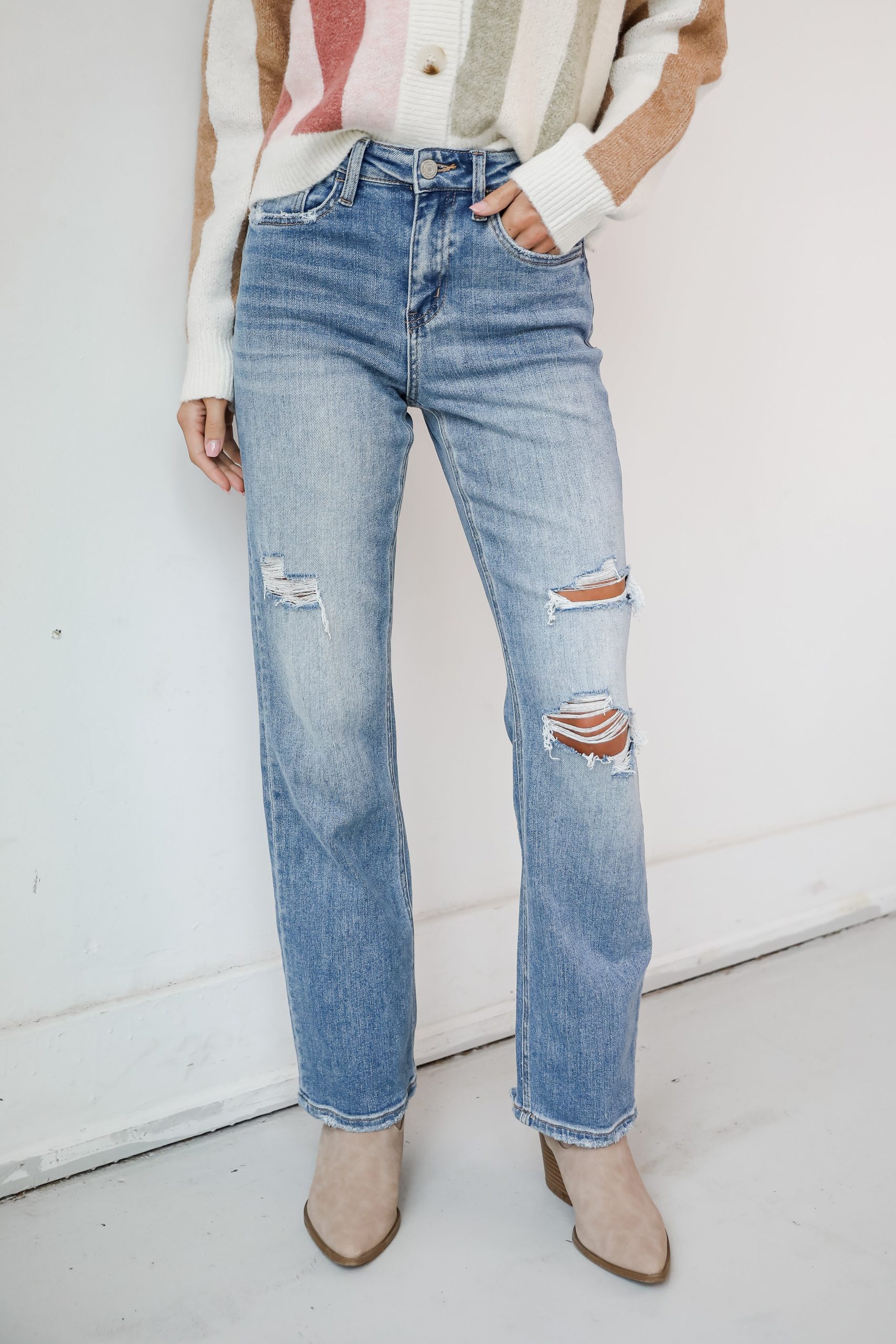 shopdressup_light_wash_high_rise_jeans-3.jpg