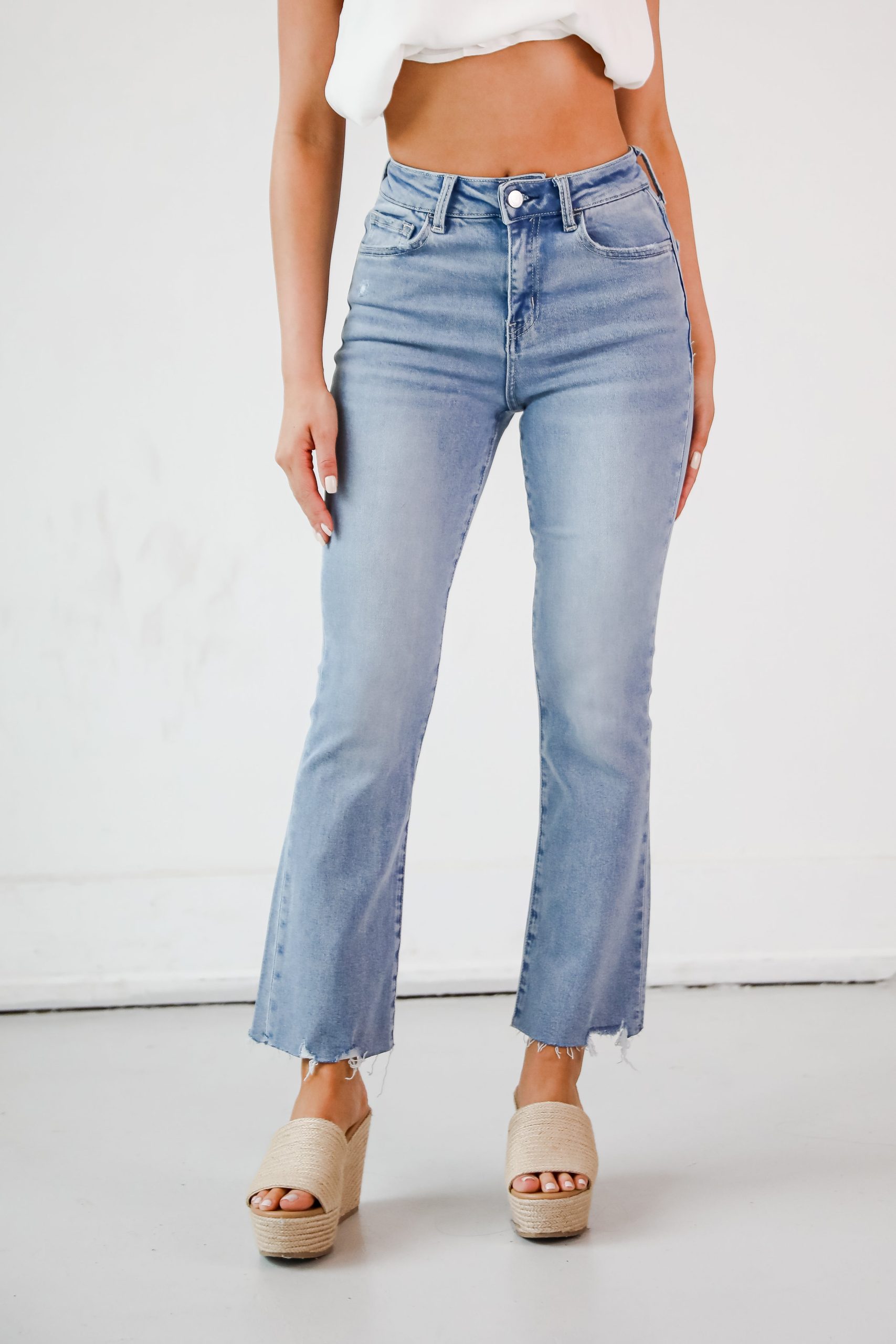 shopdressup_light_wash_kick_flare_jeans-3.jpg