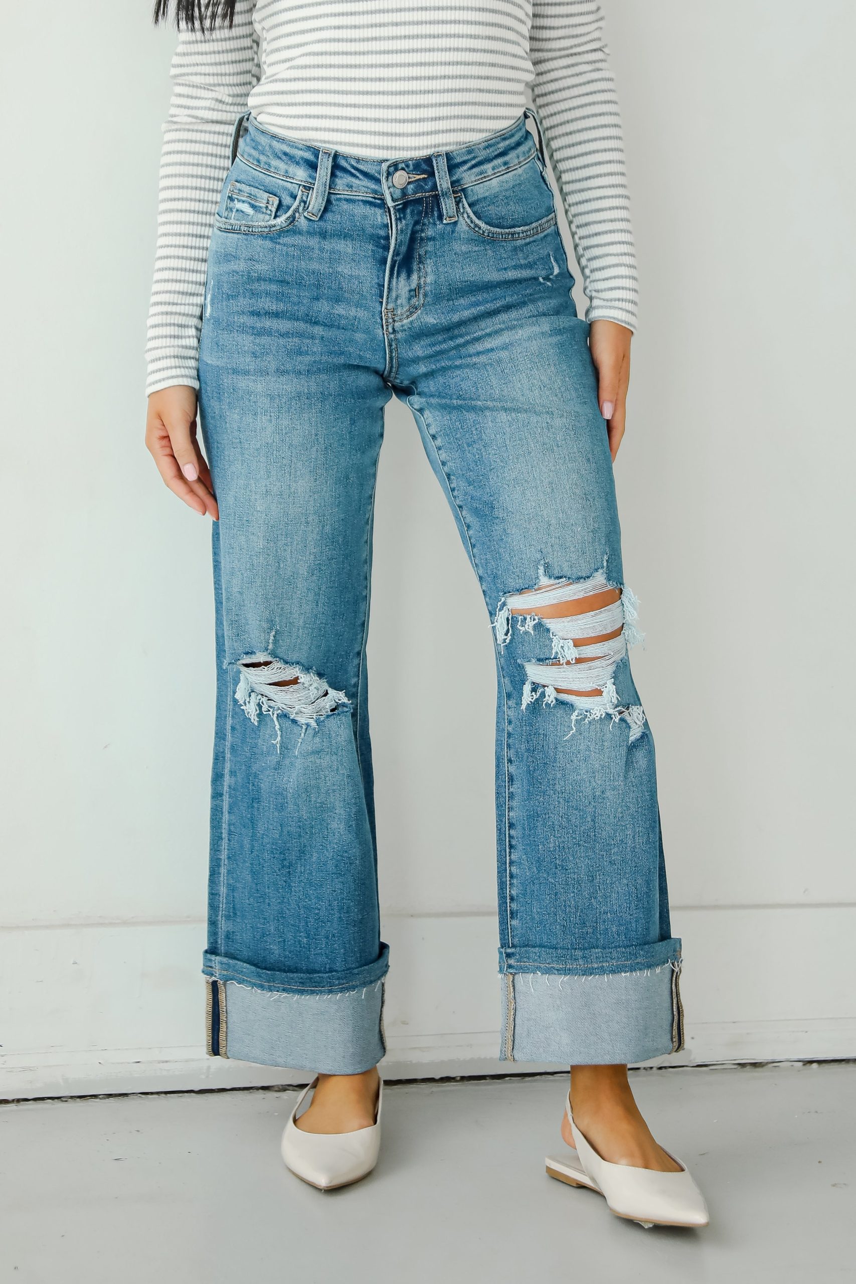 shopdressup_medium_wash_cuffed_jeans-2.jpg