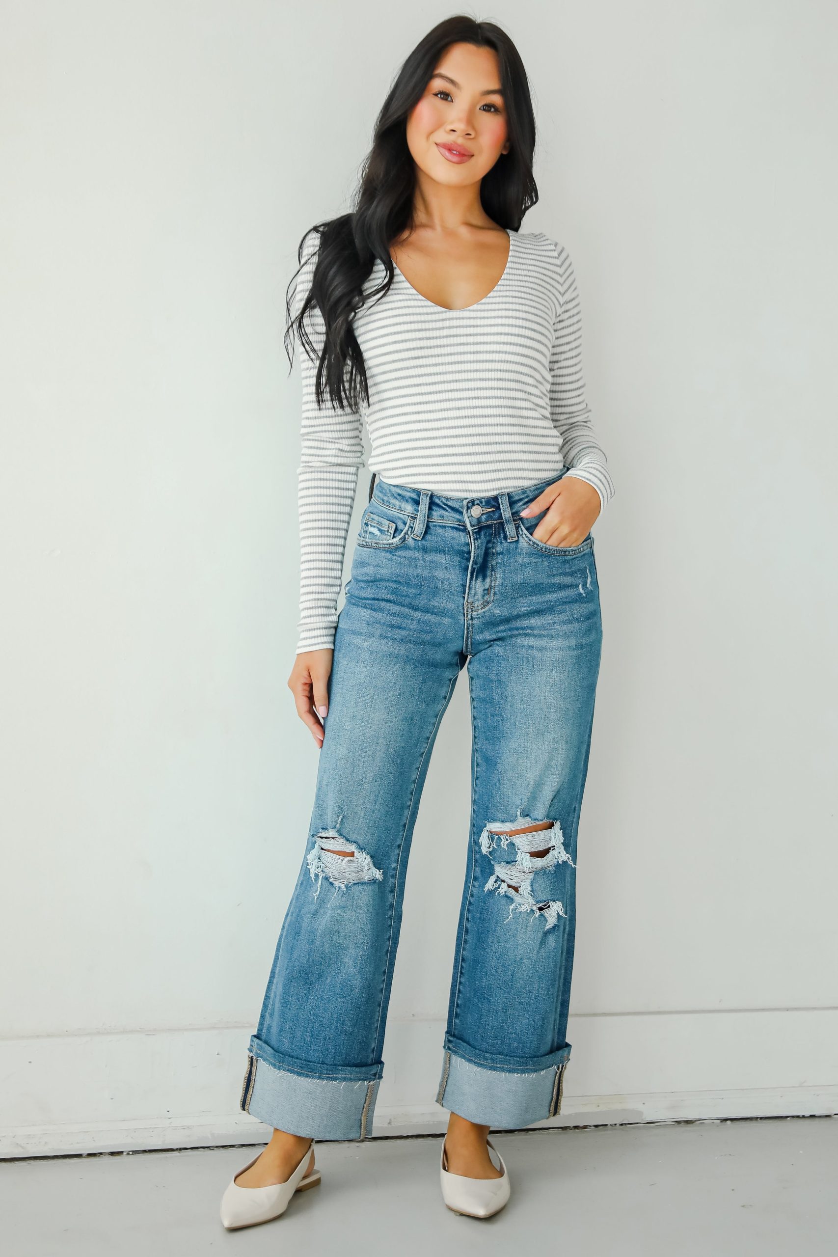 shopdressup_medium_wash_cuffed_jeans.jpg