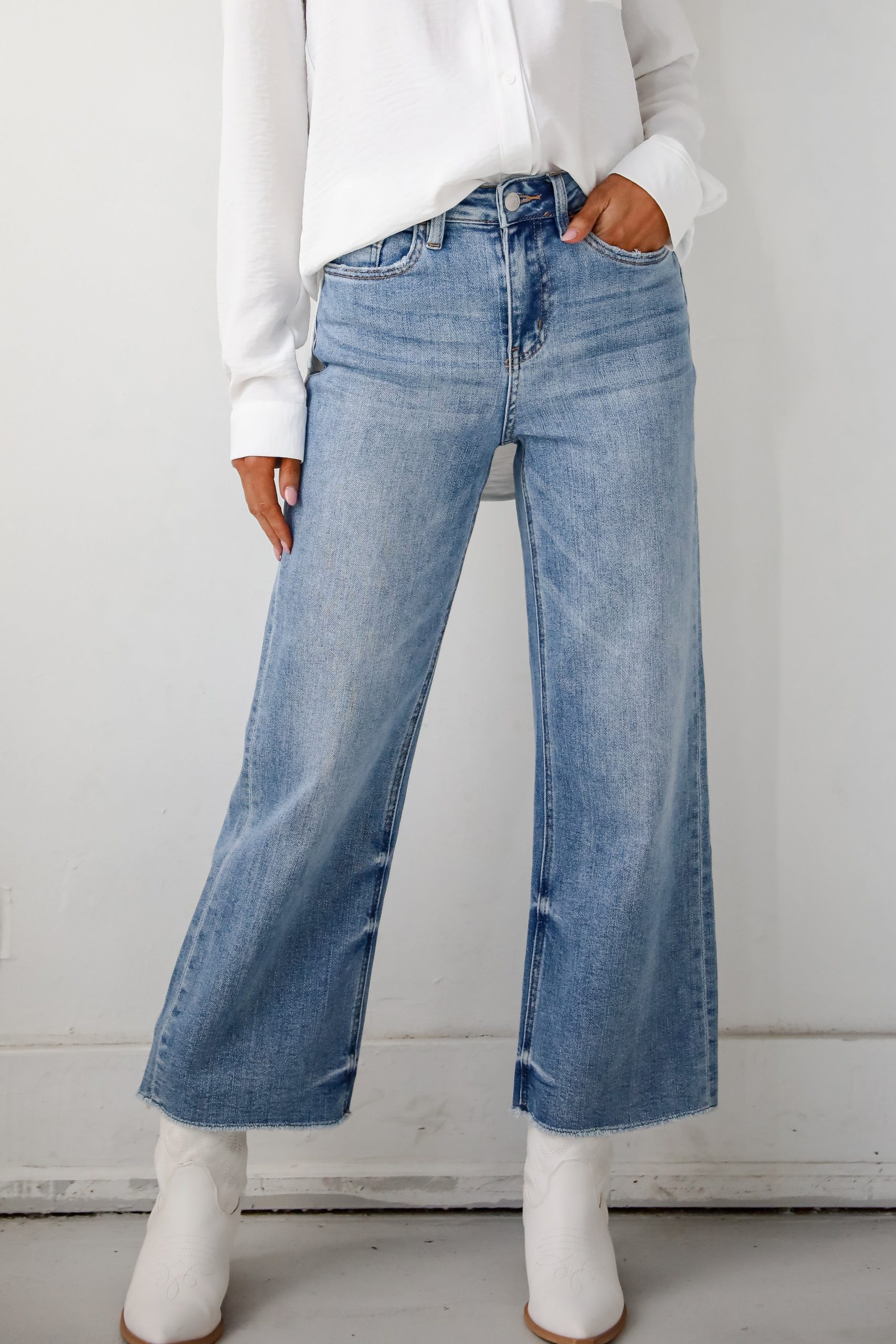 shopdressup_medium_wash_wide_leg_jeans-2.jpg